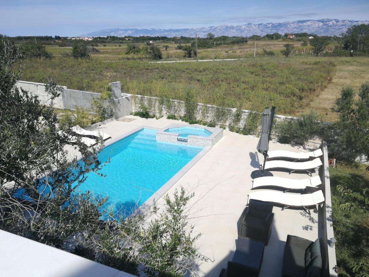 Villa Flora Maris Apartments Привлака Екстериор снимка